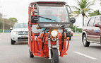 Uber lança “tuk-tuk” no Brasil, serviço inicia em Vitória-ES Uber lança “tuk-tuk” no Brasil, serviço inicia em Vitória-ES