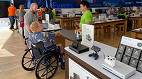 Microsoft fecha parcialmente suas lojas físicas atendendo somente no balcão Microsoft fecha parcialmente suas lojas físicas atendendo somente no balcão