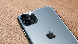 iPhone 11 Pro Max vence Galaxy S20 Ultra em teste de bateria