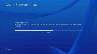 Tela de instalação da atualização do firmware do PS4. Fonte: Playstation 4