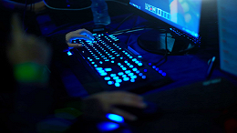 Rodando com Intel Graphics? Como fazer um programa reconhecer e rodar na placa de vídeo dedicada Rodando com Intel Graphics? Como fazer um programa reconhecer e rodar na placa de vídeo dedicada