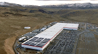Tesla revela pela primeira vez detalhes de sua produção de células de bateria Tesla revela pela primeira vez detalhes de sua produção de células de bateria