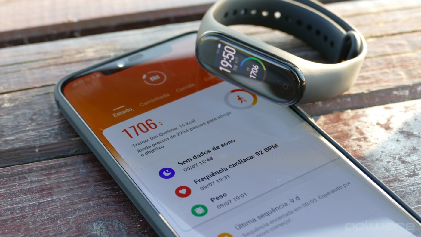 Xiaomi Mi Band 5 é atualizada após app Mi Fit ser atualizado para a