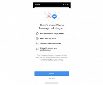 Mensagem que aparece no Instagram comunicando sobre a nova funcionalidade de mesclagem de mensagens entre os aplicativos do Facebook.