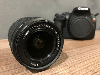 Canon EOS Rebel T7