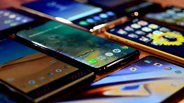 Produção de smartphones registra queda recorde no segundo trimestre