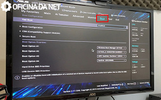 Vá na aba Boot na BIOS