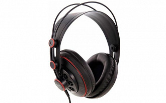 SuperLux HD681