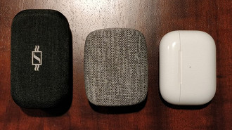 Sennheiser Momentum True Wireless (esquerda), Kuba Mali (centro) e Airpods Pro (direita). Fonte: Vitor Valeri