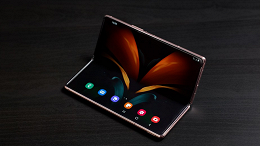 Samsung retoma o lançamento do One UI 3.0 beta para o Galaxy Z Fold 2 Samsung retoma o lançamento do One UI 3.0 beta para o Galaxy Z Fold 2