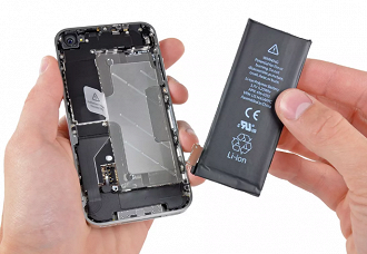 Bateria dos iPhones antigos ficou comprometida.