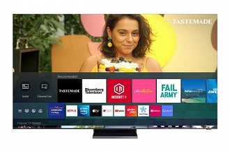 Interface do aplicativo Samsung TV Plus. (Imagem: Reprodução/Samsung)