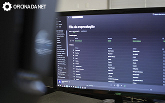 Para escutar a sua música favorita no Spotify ele também não deixa a desejar