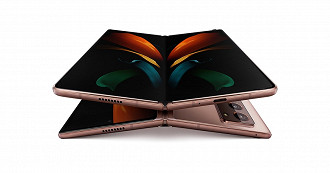 Gaalxy Z Fold 2. (Imagem: Divulgação/Samsung) Gaalxy Z Fold 2. (Imagem: Divulgação/Samsung)