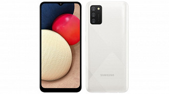 Galaxy A02s branco. (Imagem: Divulgação/Samsung)