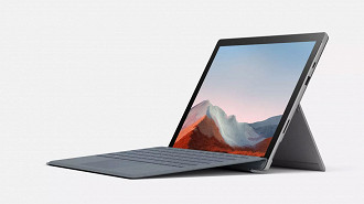 Microsfot Surface Pro 7 Plus tem o mesmo design que seu antecessor. (Imagem: Microsoft)