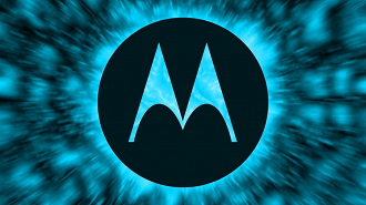 A Motorola está preperando um novo intermediário que já recebeu o aval da ANATEL. (Imagem: Motorola)