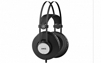 AKG K72