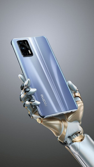 Design traseiro oficial do realme GT 5G, vulgo realme Race para determinados mercados. (Imagem: Divulgação / realme)