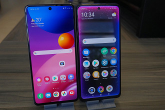 Displays tem o mesmo tamanho, mas tecnologias diferentes. O Galaxy M51 tem SuperAMOLED enquanto o Poco X3 tem LDC IPS