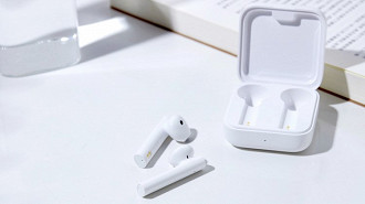 Fones de Ouvido Bluetooth in-ear TWS Xiaomi Mi True Wireless Earphones 2 Basic.