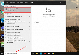 Selecione a opção de aplicativos padrão. (Foto: Printscreen por Lucas Ribeiro).