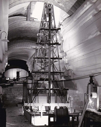 Perfuração do gelo na Groenlândia durante a Guerra Fria. (Foto: Lawrence Livermore National Laboratory)