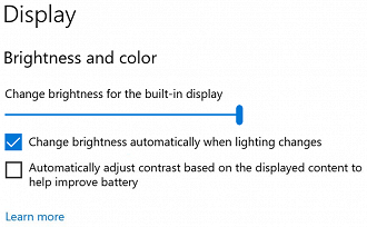 Controle de brilho adaptativo agora pode ser desabilitado. (Imagem: Reprodução / Windows, Microsoft)
