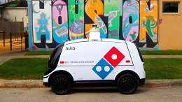 Pizzaria Dominos começa a fazer entregas com carros autônomos Pizzaria Dominos começa a fazer entregas com carros autônomos