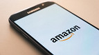 Amazon inaugura novo centro de distribuição no Brasil e deve contratar 450 funcionários Amazon inaugura novo centro de distribuição no Brasil e deve contratar 450 funcionários