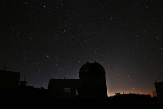 A estrela SPLUS J2104-0049 tem pouca iluminação e não pode ser vista a olho nu. (Imagem: Favio Faifer/Reprodução)