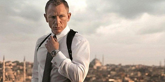Daniel Craig interpretando James Bond. (Foto: Reprodução).