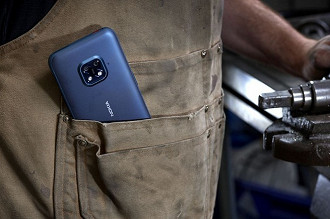 Por oferecer boa durabilidade, o Nokia XR20 é indicado para quem trabalha em locais que podem acontecer acidentes, como em obras e oficinas. (Imagem: Reprodução / HMD Global) Por oferecer boa durabilidade, o Nokia XR20 é indicado para quem trabalha em locais que podem acontecer acidentes, como em obras e oficinas. (Imagem: Reprodução / HMD Global)