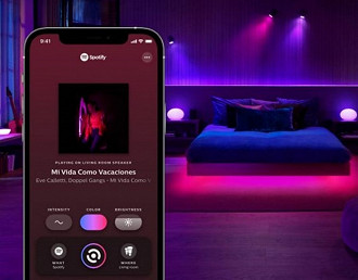 Aplicativo Philips Hue sincronizado com o Spotify. Fonte: Philips