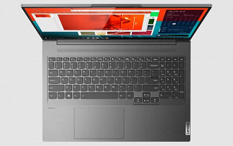 Notebook Yoga Slim 7 Carbon. Fonte: Lenovo