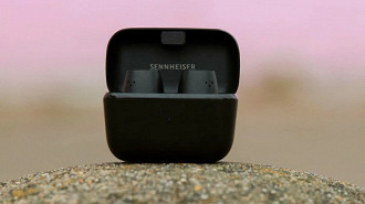 Case do fone de ouvido in-ear Bluetooth TWS Sennheiser CX Plus True Wireless. Fonte: Sennheiser