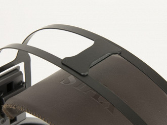 Arco do headphone eletrostático Stax SR-X9000. Fonte: Stax