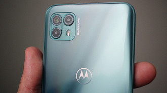 O Moto G50 5G tem três câmeras, mas apenas uma que é realmente efetiva, a principal. Fotos macro são pouco usadas
