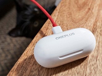 Fone de ouvido in-ear Bluetooth TWS OnePlus Buds Z2. Fonte: OnePlus