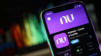 Nubank faz parcerias com varejistas, como o Aliexpress, para compras no app
