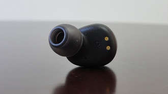 Fone de ouvido in-ear TWS JBL Wave 100. Fonte: Vitor Valeri