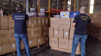 Cargas de aparelhos TV Box apreendidos no Porto de Santos, SP. (Crédito: Receita Federal/Reprodução)