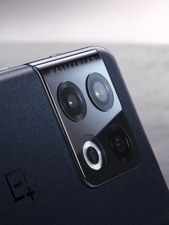 Conjunto de câmeras do OnePlus 10 Pro. (Crédito: OnePlus/Divulgação)