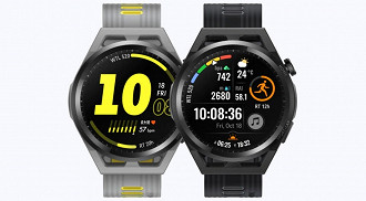 Huawei Watch GT Runner conta com dois botões físicos na lateral. (Crédito: Huawei/Reprodução)