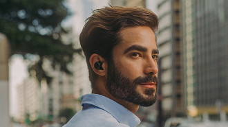 Segunda geração dos fones de ouvido in-ear Bluetooth TWS Amazon Echo Buds. Fonte: Amazon