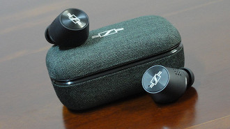 Imagem ilustrativa do fone de ouvido in-ear Bluetooth TWS Sennheiser Momentum True Wireless 2. Fonte: Vitor Valeri