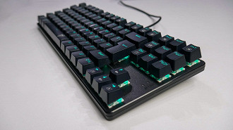 Este é o meu teclado! Existem muitos como ele, mas este aqui é meu!