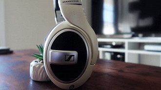 Headphone Sennheiser HD599. Fonte: top2gadget