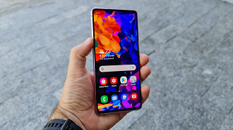 O display SuperAMOLED é um dos melhores do mundo