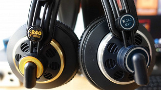 Fone de ouvido over-ear semi-aberto AKG K240. Fonte: ingeniovirtual Fone de ouvido over-ear semi-aberto AKG K240. Fonte: ingeniovirtual